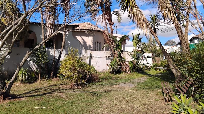 To Let 4 Bedroom Property for Rent in Southernwood Eastern Cape